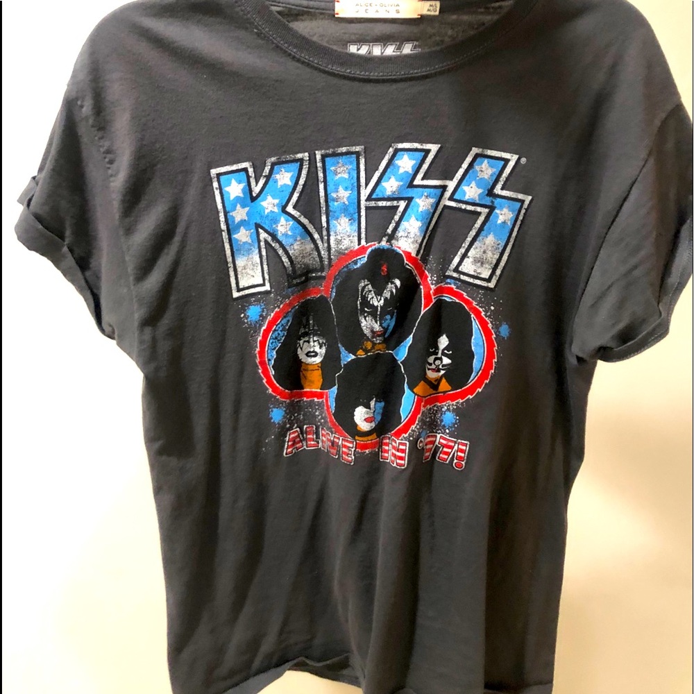 Alice + Olivia Kiss Milo tee shirt